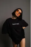 Kadın Bisiklet Yakalı Sırt Baskılı Oversize T-shirt - Siyah