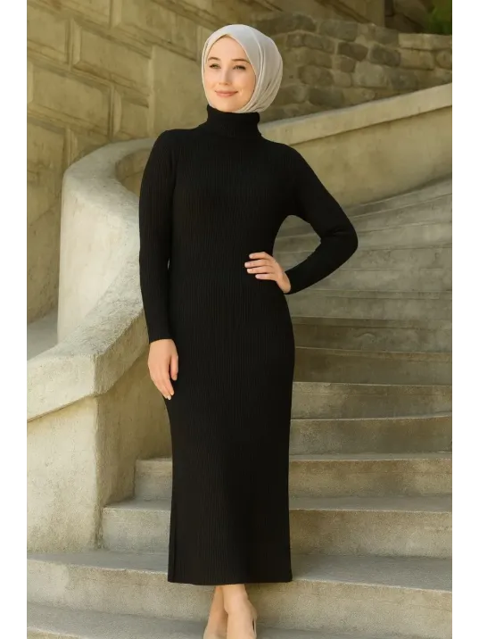 Kadın Tesettür Triko Elbise – Boğazlı Uzun Fitilli Dokuma, Esnek Tam Kalıp, 130 cm Midi Boy, Bahar & Kış Şık Rahat Stil - Siyah