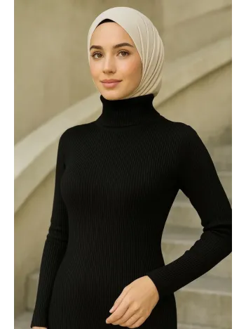 Kadın Tesettür Triko Elbise – Boğazlı Uzun Fitilli Dokuma, Esnek Tam Kalıp, 130 cm Midi Boy, Bahar & Kış Şık Rahat Stil - Siyah Kadın Tesettür Triko Elbise – Boğazlı Uzun Fitilli Dokuma, Esnek Tam Kalıp, 130 cm Midi Boy, Bahar & Kış Şık Rahat Stil - Siyah