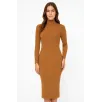 Kadın Boğazlı Triko Elbise – Uzun Fitilli Esnek Dokuma, Tam Kalıp, Kışlık & Baharlık Şık Rahat Stil, 130 cm Midi Boy Elbise - Kahverengi Kadın Boğazlı Triko Elbise – Uzun Fitilli Esnek Dokuma, Tam Kalıp, Kışlık & Baharlık Şık Rahat Stil, 130 cm Midi Boy Elbise - Kahverengi
