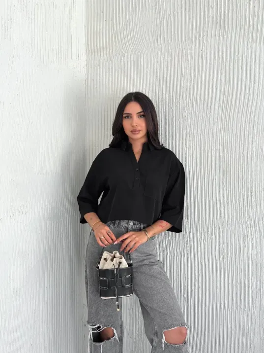 Z Krep Kadın Crop Yakalı Gömlek İlik Düğmeli Üç Çeyrek Sleeve Kol - Siyah Z Krep Kadın Crop Yakalı Gömlek İlik Düğmeli Üç Çeyrek Sleeve Kol - Siyah