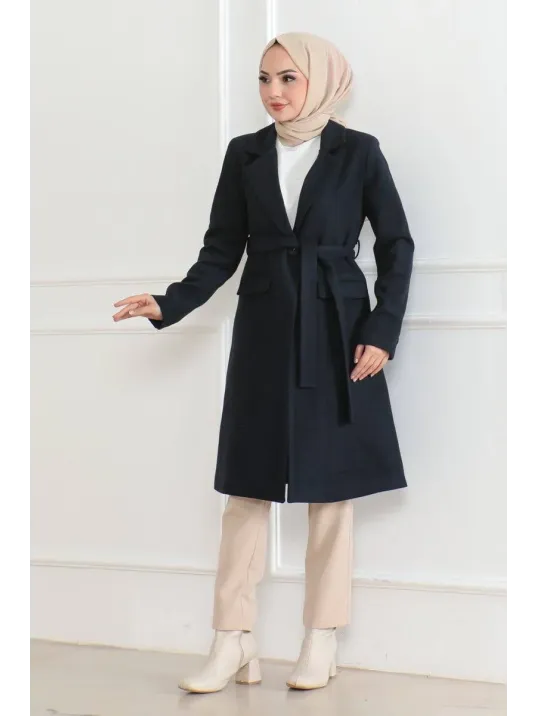 Kadın Kaşe Kaban – Uzun Boy Kruvaze Yaka, Kuşaklı Tesettür Kışlık Kaban, Astarlı Şık Yünlü Dokuma Oversize Rahat Kalıp, Cepli Modern Kaşe Mont Modeli - Lacivert Kadın Kaşe Kaban – Uzun Boy Kruvaze Yaka, Kuşaklı Tesettür Kışlık Kaban, Astarlı Şık Yünlü Dokuma Oversize Rahat Kalıp, Cepli Modern Kaşe Mont Modeli - Lacivert