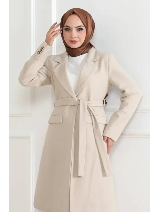 Kadın Kaşe Kaban – Uzun Boy Kruvaze Yaka, Kuşaklı Tesettür Kışlık Kaban, Astarlı Şık Yünlü Dokuma Oversize Rahat Kalıp, Cepli Modern Kaşe Mont Modeli - Bej