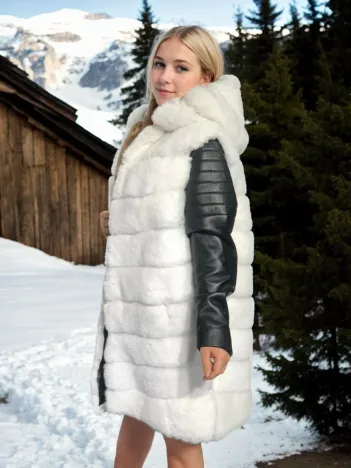 Kadın Hakiki Deri ve Suni Kürk - Beyaz Kadın Hakiki Deri ve Suni Kürk - Beyaz
