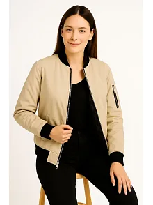Kadın Bomber Mont Ceket – Fermuarlı, Kapitone İçi Astarlı, Su İtici Kumaş, Regular Fit, Yandan Cepli, Günlük Bahar & Kış Şık Rahat Stil - Bej