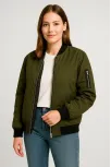 Kadın Bomber Mont Ceket – Fermuarlı, Kapitone İçi Astarlı, Su İtici Kumaş, Regular Fit, Yandan Cepli, Günlük Bahar & Kış Şık Rahat Stil - Haki