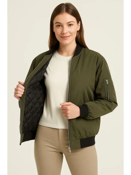 Kadın Bomber Mont Ceket – Fermuarlı, Kapitone İçi Astarlı, Su İtici Kumaş, Regular Fit, Yandan Cepli, Günlük Bahar & Kış Şık Rahat Stil - Haki