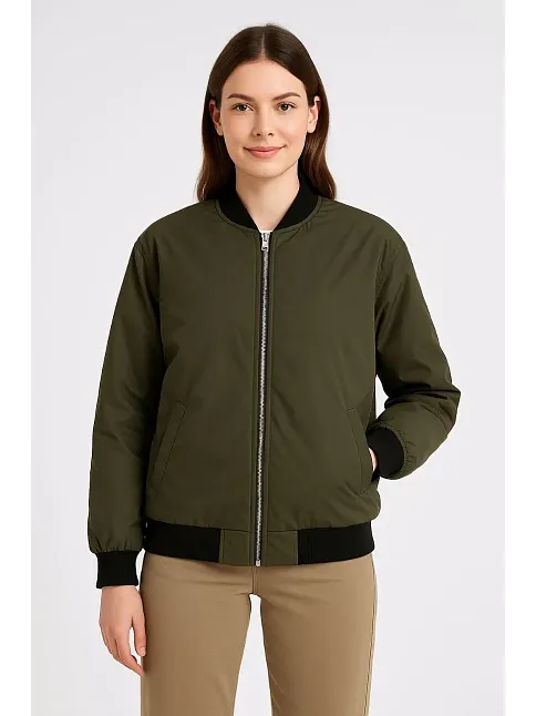Kadın Bomber Mont Ceket – Fermuarlı, Kapitone İçi Astarlı, Su İtici Kumaş, Regular Fit, Yandan Cepli, Günlük Bahar & Kış Şık Rahat Stil - Haki