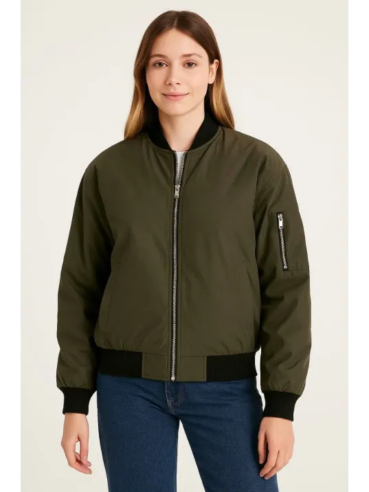 Kadın Bomber Mont Ceket – Fermuarlı, Kapitone İçi Astarlı, Su İtici Kumaş, Regular Fit, Yandan Cepli, Günlük Bahar & Kış Şık Rahat Stil - Haki
