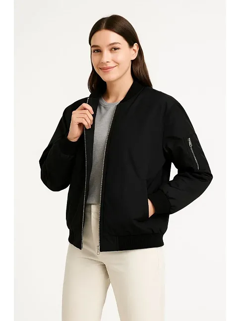 Kadın Bomber Mont Ceket – Fermuarlı, Kapitone İçi Astarlı, Su İtici Kumaş, Regular Fit, Yandan Cepli, Günlük Bahar & Kış Şık Rahat Stil - Siyah