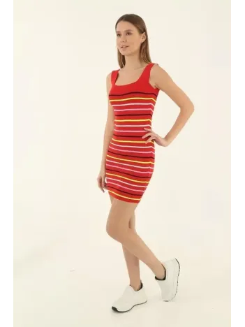 Kadın Kare Yaka Midi Boy Likralı Polelit Elbise - Kırmızı