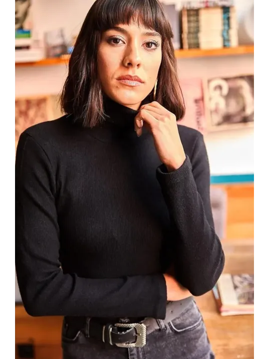 Kadın Kaşkorse Boğazlı Full Likralı Fitilli Body Kazak - Siyah Kadın Kaşkorse Boğazlı Full Likralı Fitilli Body Kazak - Siyah