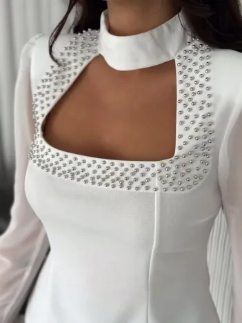 Penye Uzun Kollu Kadın Kolları Şifon Göğüste İnci Boncuk Detaylı Bluz - Beyaz