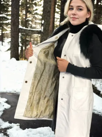 Kadın Kolsuz Hakiki Deri Kürk - Beyaz Kadın Kolsuz Hakiki Deri Kürk - Beyaz