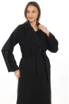 Kadın Uzun Kaşe Kaban – Yünlü Dokuma Kaşmir Kumaş, Kruvaze Yaka, Kuşaklı Astarlı Tesettür Uyumlu Şık Kışlık Siyah Model - Siyah