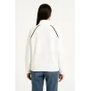 Kadın Oversize Dik Yaka Fermuarlı Sweatshirt - Zincir Nakışli Kanguru Cepli, - Beyaz