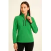 Kadın Polar Kazak – Dik Yaka, Yarım Fermuarlı, Fermuarlı Göğüs Cepli, Siyah Biyeli, Kışlık Rahat Regular Fit Günlük Model - Yeşil Kadın Polar Kazak – Dik Yaka, Yarım Fermuarlı, Fermuarlı Göğüs Cepli, Siyah Biyeli, Kışlık Rahat Regular Fit Günlük Model - Yeşil