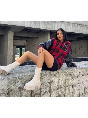 Kadın Pötikare Desen Nakışlı Kolej Ceket - Kırmızı Kadın Pötikare Desen Nakışlı Kolej Ceket - Kırmızı