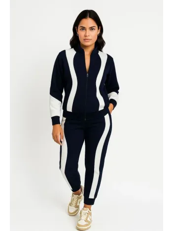 Kadın Premium Parçalı Eşofman Takım - Dik Yaka Fermuarlı Sweatshirt - Siyah Kadın Premium Parçalı Eşofman Takım - Dik Yaka Fermuarlı Sweatshirt - Siyah