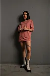 Kadın Oversize Baskılı Tişört – Golf Gtı Retro Araba Desenli, Ön & Arka Dijital Baskı, Sokak Modası Stil- Gül Kurusu