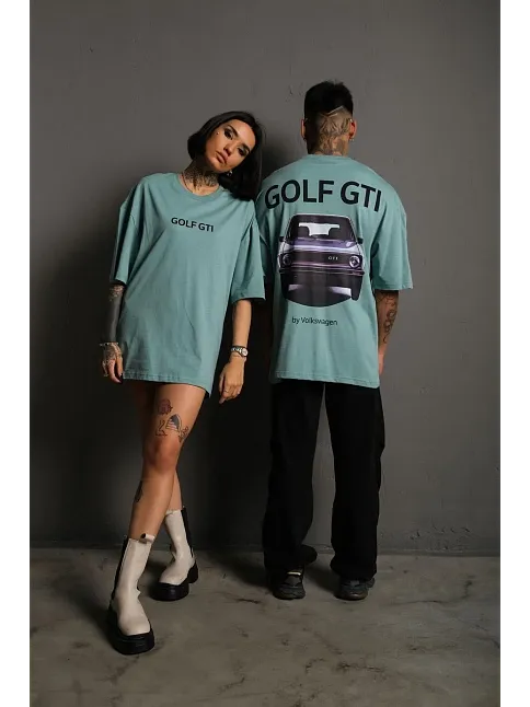 Kadın Oversize Baskılı Tişört – Golf Gtı Retro Araba Desenli, Ön & Arka Dijital Baskı, Sokak Modası Stil - Mint Yeşili