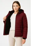 Kadın Şişme Kapüşonlu Fermuarlı Mont Su İtici Kapitone Astarlı Kumaş Cepli Kışlık Rahat Kalıp - Bordo
