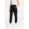 Kadın Siyah Jogger Eşofman Altı Rahat Kalıp, Kargo Cepli, Lastikli Paça, Günlük Spor Pantolon - Siyah Kadın Siyah Jogger Eşofman Altı Rahat Kalıp, Kargo Cepli, Lastikli Paça, Günlük Spor Pantolon - Siyah