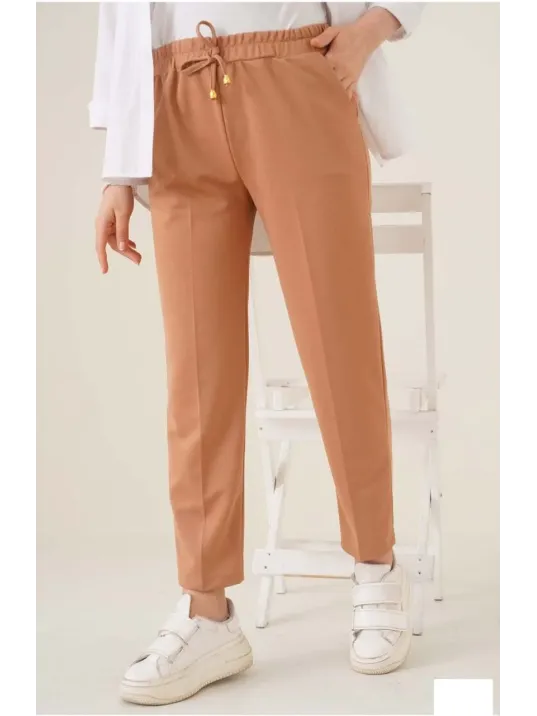Kadın Tam Kalıp Basic Eşofman Pantolon - Kahverengi Kadın Tam Kalıp Basic Eşofman Pantolon - Kahverengi