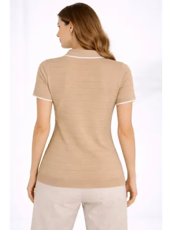 Kadın Triko Kumaş Yakalı Düğmesiz Açık Yaka Fitilli Kısa Kollu Regular Fit Tişört T-shirt - Bej