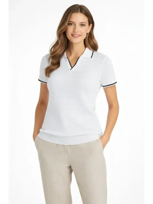 Kadın Triko Kumaş Yakalı Düğmesiz Açık Yaka Fitilli Kısa Kollu Regular Fit Tişört T-shirt - Beyaz