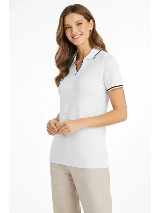 Kadın Triko Kumaş Yakalı Düğmesiz Açık Yaka Fitilli Kısa Kollu Regular Fit Tişört T-shirt - Beyaz