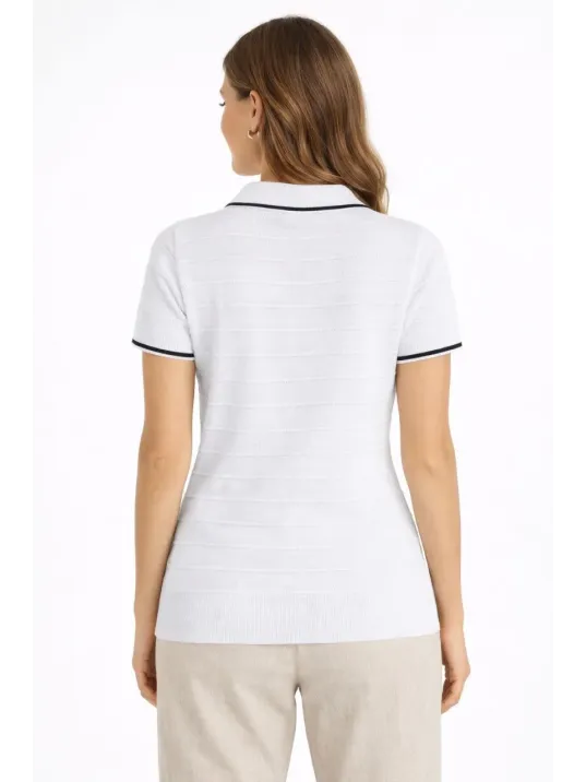 Kadın Triko Kumaş Yakalı Düğmesiz Açık Yaka Fitilli Kısa Kollu Regular Fit Tişört T-shirt - Beyaz