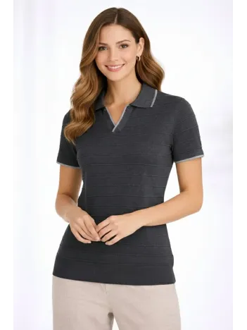 Kadın Triko Kumaş Yakalı Düğmesiz Açık Yaka Fitilli Kısa Kollu Regular Fit Tişört T-shirt - Siyah