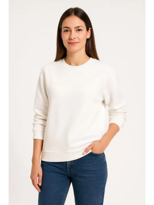 Kadın Üç İplik Düz Bisiklet Yaka SweatShirt - Beyaz Kadın Üç İplik Düz Bisiklet Yaka SweatShirt - Beyaz