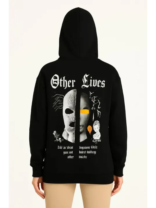 Kadın Kapşonlu Sweatshirt – Oversize Üç İplik Şardonlu Hoodie, “Other Lives” Ön & Arka Baskılı, Kanguru Cepli, Kışlık Rahat Günlük Stil- Siyah Kadın Kapşonlu Sweatshirt – Oversize Üç İplik Şardonlu Hoodie, “Other Lives” Ön & Arka Baskılı, Kanguru Cepli, Kışlık Rahat Günlük Stil- Siyah