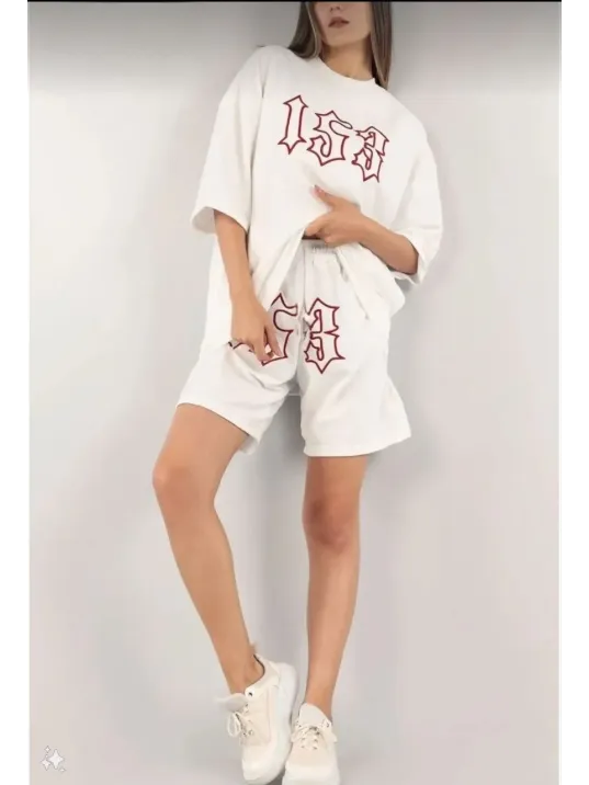 Kadın Unisex Nakış İşlemeli Şort Takım - Beyaz Kadın Unisex Nakış İşlemeli Şort Takım - Beyaz