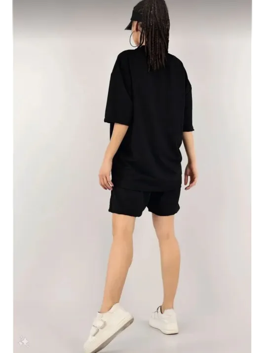 Kadın Unisex Nakış İşlemeli Şort Takım - Siyah Kadın Unisex Nakış İşlemeli Şort Takım - Siyah