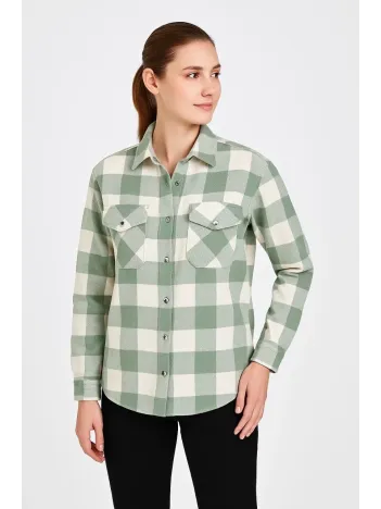Kadın Oduncu Gömlek – Uzun Kollu, Şardonlu Kumaş, Kırmızı Beyaz Kareli Desen, Regular Fit, Çift Cepli, Manşetli Günlük Şık Stil - Su yeşili Kadın Oduncu Gömlek – Uzun Kollu, Şardonlu Kumaş, Kırmızı Beyaz Kareli Desen, Regular Fit, Çift Cepli, Manşetli Günlük Şık Stil - Su yeşili