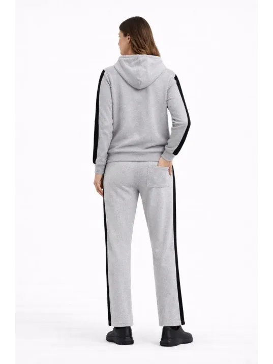 Kadın Yandan Şeritli Eşofman Takım Kapüşonlu Sweatshirt Boru Paça Alt, Oversize 3 İplik Pamuklu - Gri Kadın Yandan Şeritli Eşofman Takım Kapüşonlu Sweatshirt Boru Paça Alt, Oversize 3 İplik Pamuklu - Gri