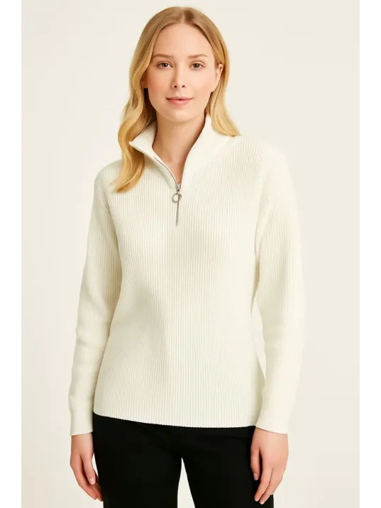 KADIN Yarım Fermuarlı Triko Kazak – Selanik Örgü, Dik Yaka, Pamuklu Dokuma, Oversize Uzun Kollu Kışlık Model - Beyaz KADIN Yarım Fermuarlı Triko Kazak – Selanik Örgü, Dik Yaka, Pamuklu Dokuma, Oversize Uzun Kollu Kışlık Model - Beyaz