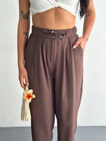 Kadın Yüksel Bel Rahat Boru Paça Pantalon - Kahverengi Kadın Yüksel Bel Rahat Boru Paça Pantalon - Kahverengi
