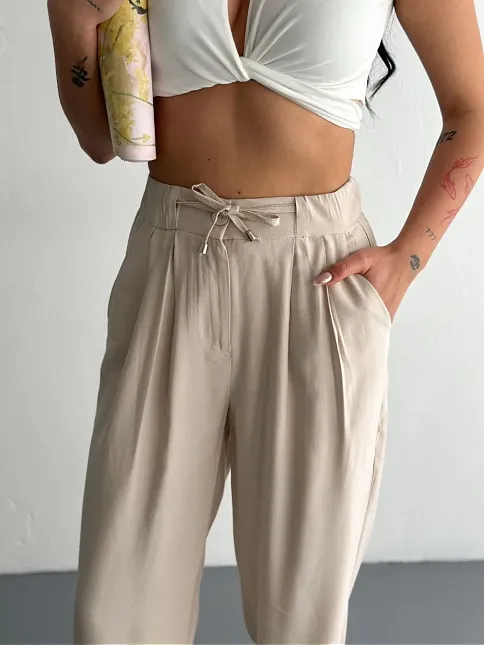 Kadın Yüksel Bel Beli Bağcıklı Rahat Boru Paça Pantalon - Kırık Beyaz
