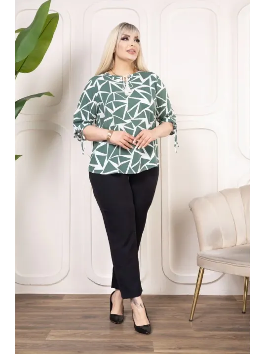 Kadın Desenli Püsküllü Viskon Bluz Bebe Yaka Kısa Kollu Big Size Rahat Kesim - Desenli