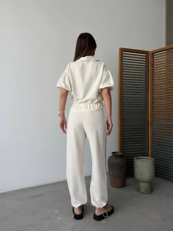 Keten Tam Fermuarlı Kısa kollu Gömlek Pantolon ikili Takım - Beyaz Keten Tam Fermuarlı Kısa kollu Gömlek Pantolon ikili Takım - Beyaz