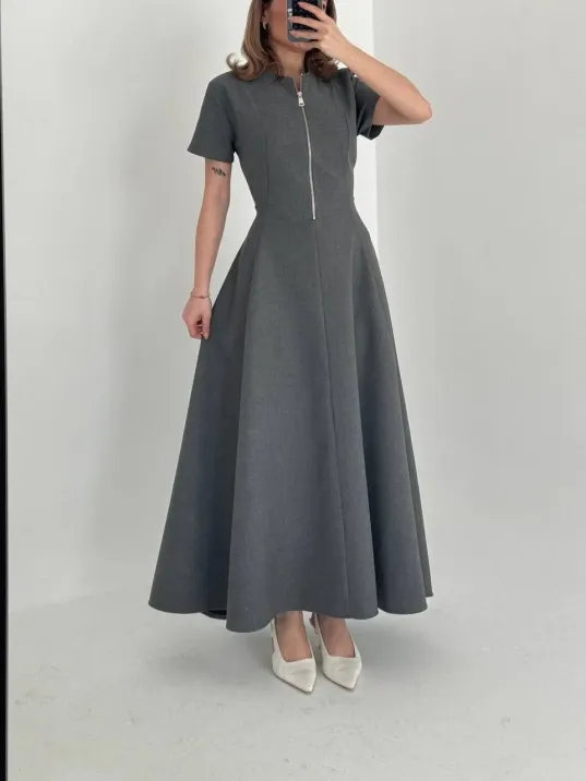 Kısa Kollu Önden Fermuarlı Çan Etekli Uzun Elbise - Antrasit