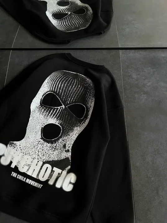 Kışlık Bisiklet Yaka Baskılı Sweatshirt - Siyah