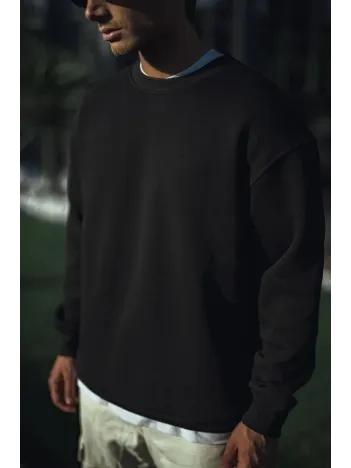 Kışlık Bisiklet Yaka Üç İplik Basic SweatShirt - Siyah Kışlık Bisiklet Yaka Üç İplik Basic SweatShirt - Siyah