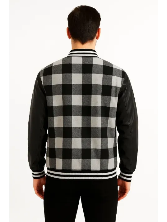 Erkek Kolej Ceket – Kareli Oduncu Kumaş, Kolları Suni Deri, Fermuarlı, İçi Kapitone Astarlı, Nakışlı Oversize Bahar & Kış Stil - Gri Erkek Kolej Ceket – Kareli Oduncu Kumaş, Kolları Suni Deri, Fermuarlı, İçi Kapitone Astarlı, Nakışlı Oversize Bahar & Kış Stil - Gri