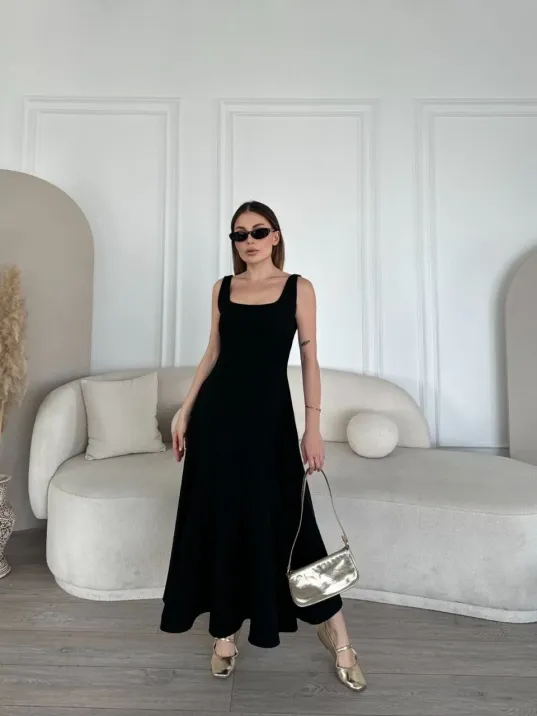 Sırt Dekolteli Kolsuz Uzun Elbise - Siyah