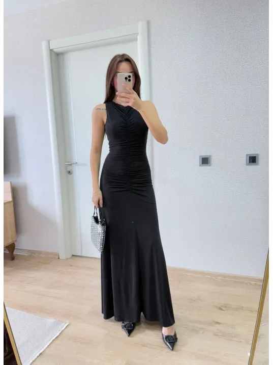 Bürümcük Kumaşlı İçi Astarlı Üzgülü Kolsuz Büzgülü Uzun Elbise - Siyah Bürümcük Kumaşlı İçi Astarlı Üzgülü Kolsuz Büzgülü Uzun Elbise - Siyah